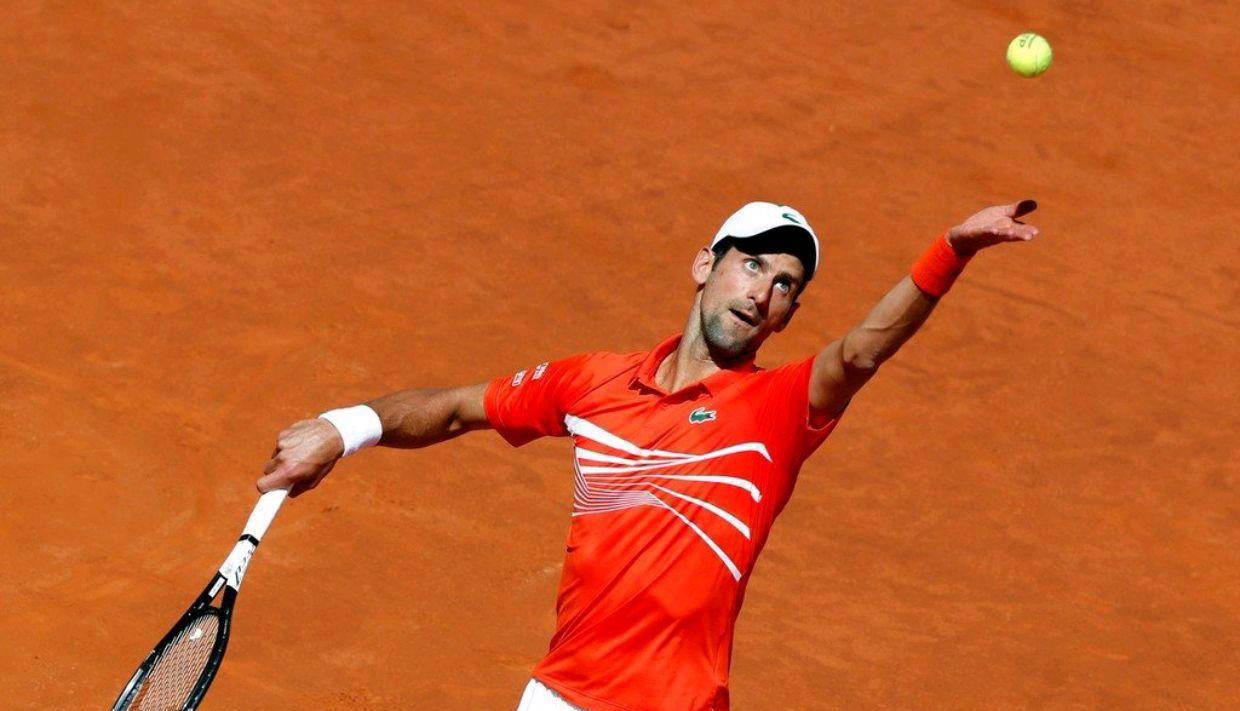  费德勒在日本队比赛中晋级下一阶段，比赛局势复杂引发热议！热度持续攀升-开云