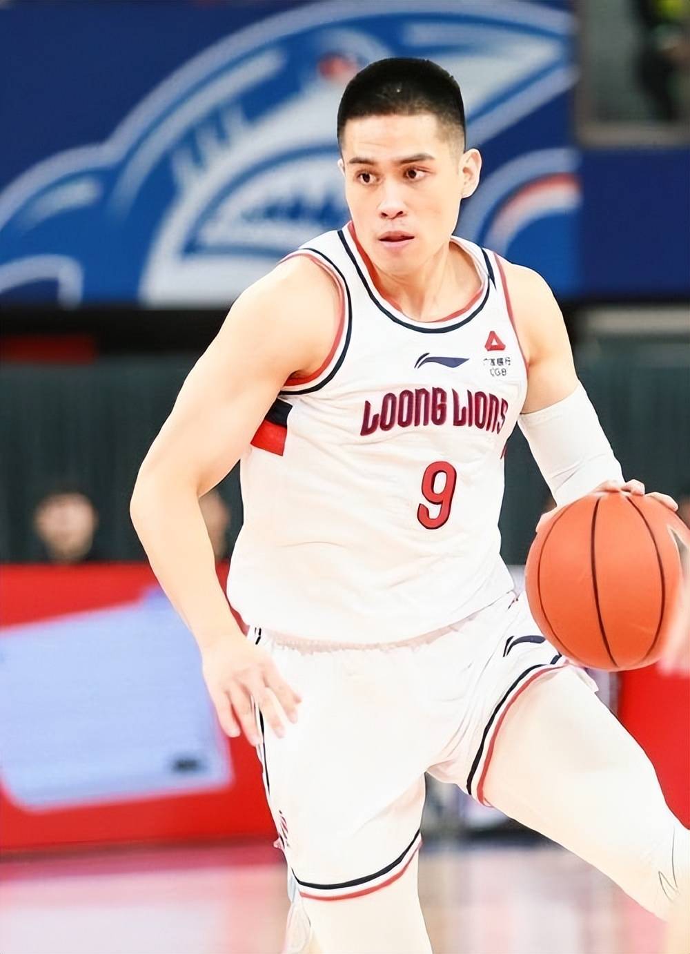 包含CBA常规赛关键时刻再迎强敌，北京首钢内部沟通，主帅态度：气氛紧张，资深球员宣示担当的词条-开云首页入口